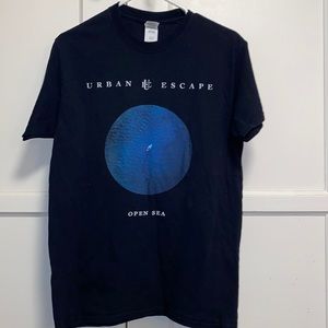 Urban Escape Medium Open Sea Black Band Tee